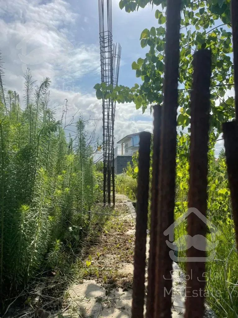 اسکلت نیمه کاره دارای پروانه ساخت