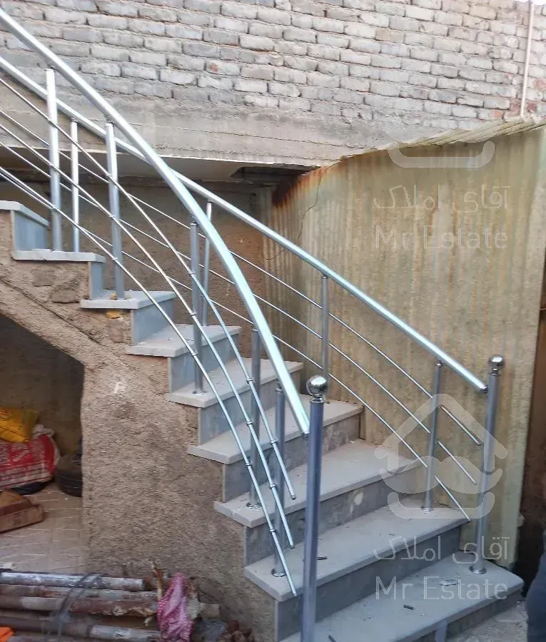 نرده استیل و پله هندی