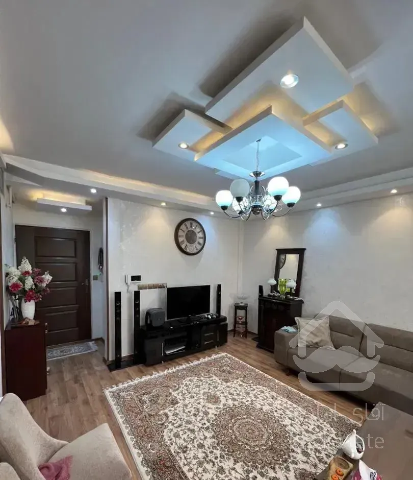 واحد ۷۸ متری ملاصدرا اصلی خوش نقشه و دلباز