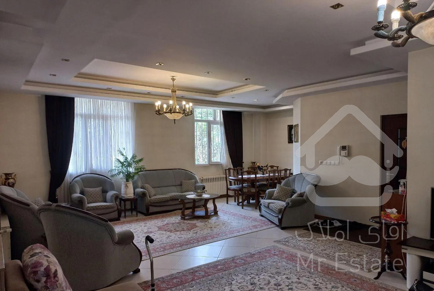 123متر ازگل /  شیان  3خواب /    دو پارکینگ سندی