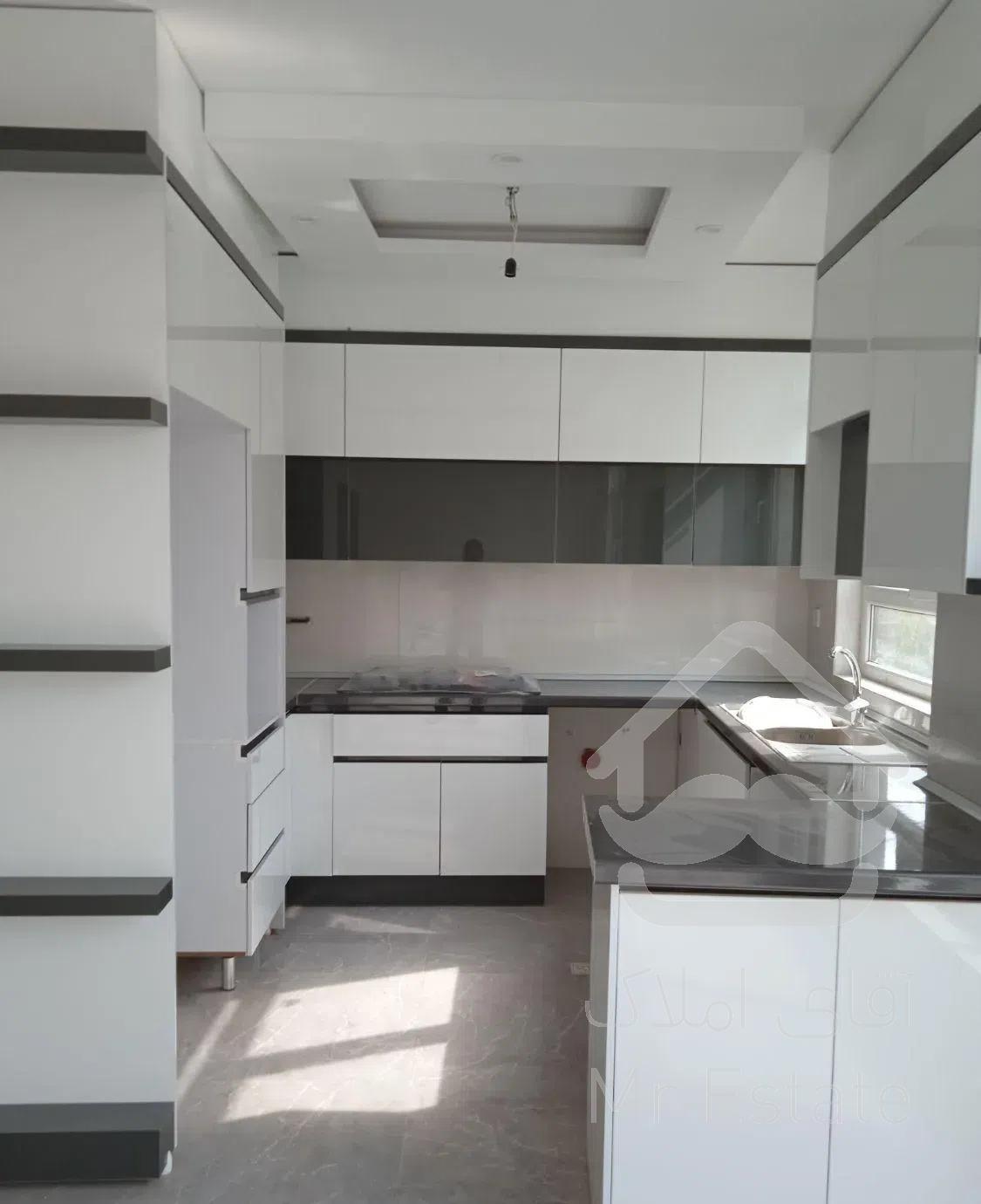 شهر زیبا بلوار تعاون 100متر نوساز کلیدنخورده