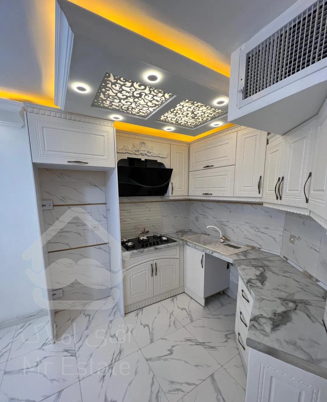 آپارتمان ۷۵ متری فول سنایی کریمخان