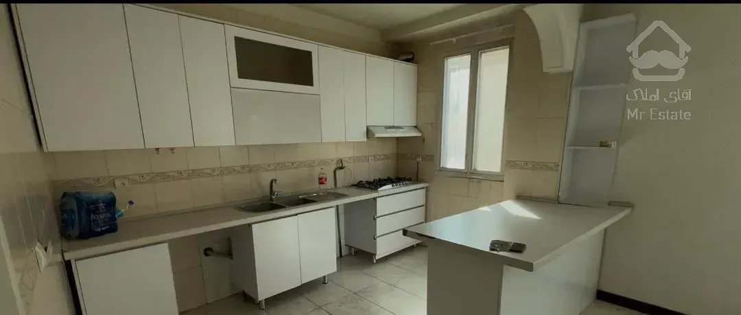 فروش آپارتمان ۷۸ متری ۲ خوابه دارای نور