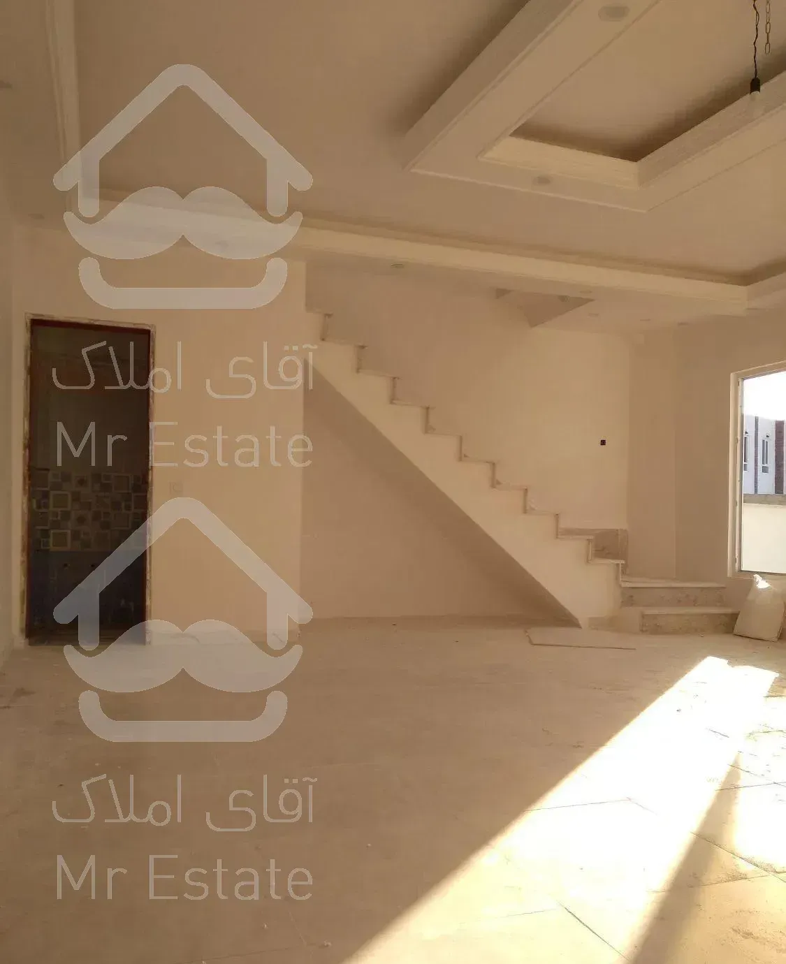 ۳۰۰مترباغچه ۱۴۰متربنادماوندفازسه آبسرد