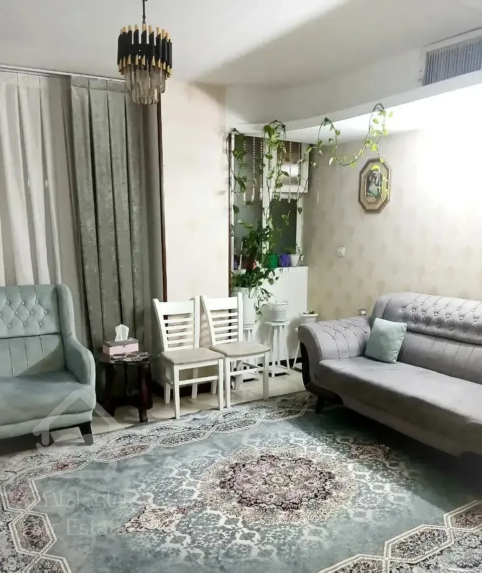 ۷۵متر دوخواب آسانسوردار/۱۰ساله/بر اصلی بلواربریانک