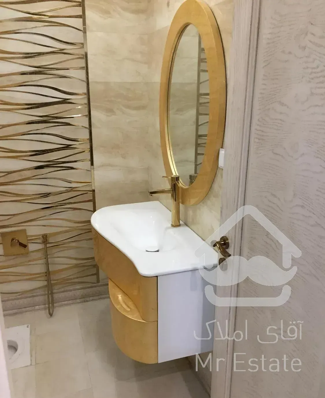 آپارتمان تهرانپارس ۲۳۰ متر ۳ خواب نوساز