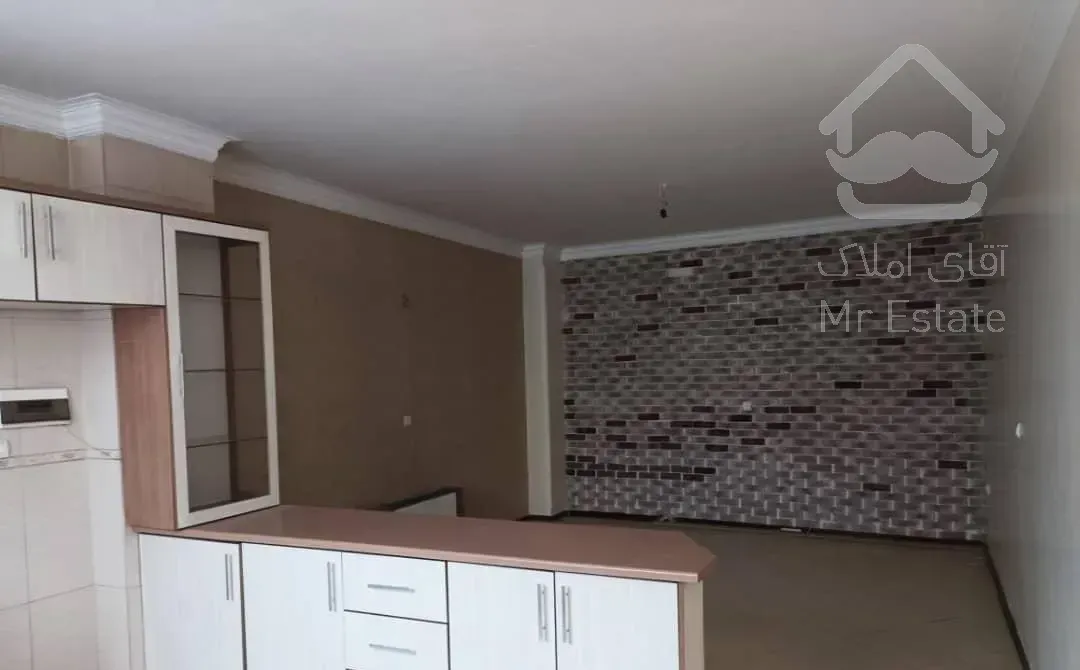 90متر.آپارتمان .خ لارستان