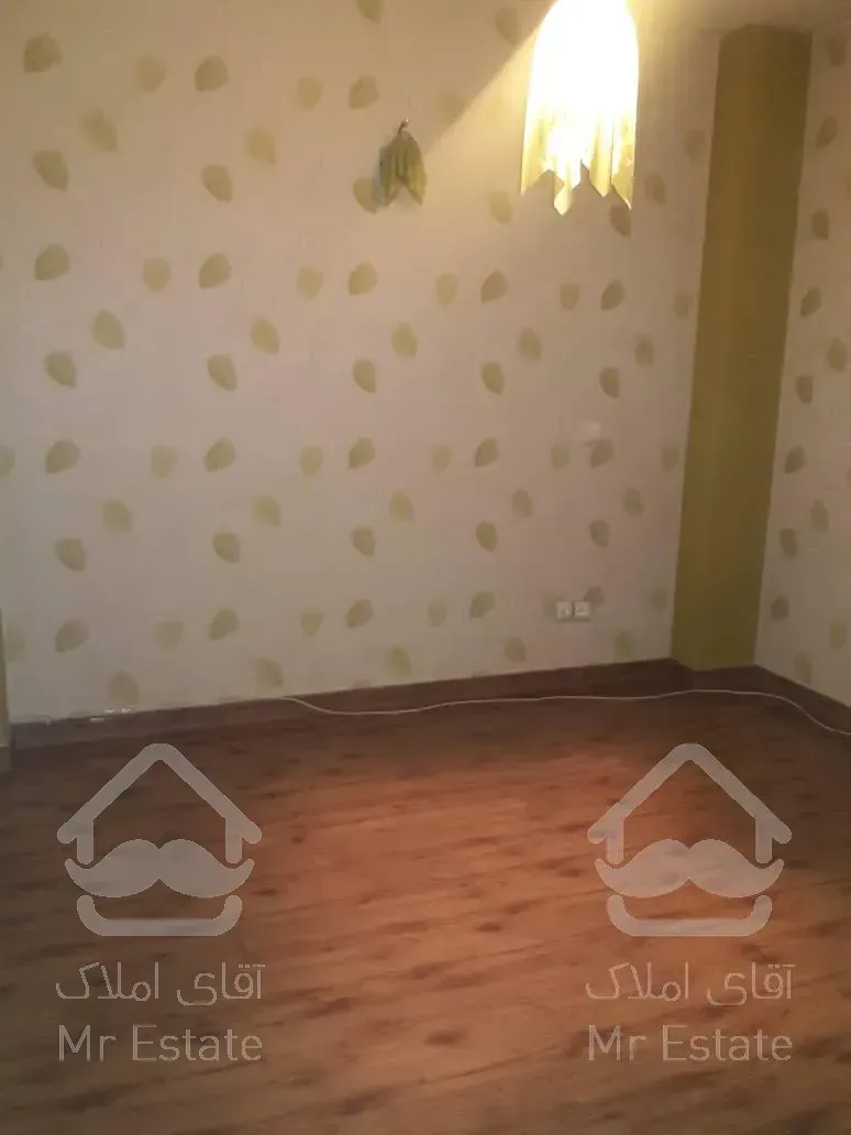 ۷۱متر۲خواب/فول بازسازی/۸واحدی/طبقه ۲روئیتی