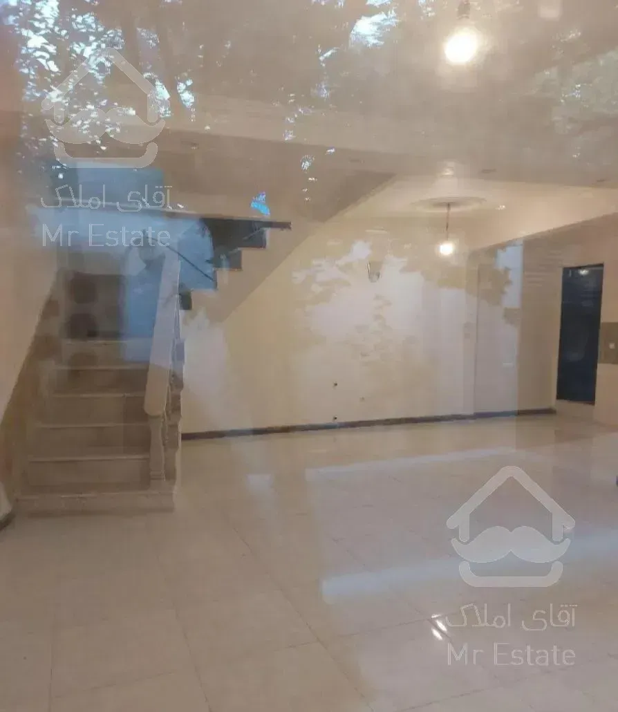 ویلا باغ غرب تهران 200 متری