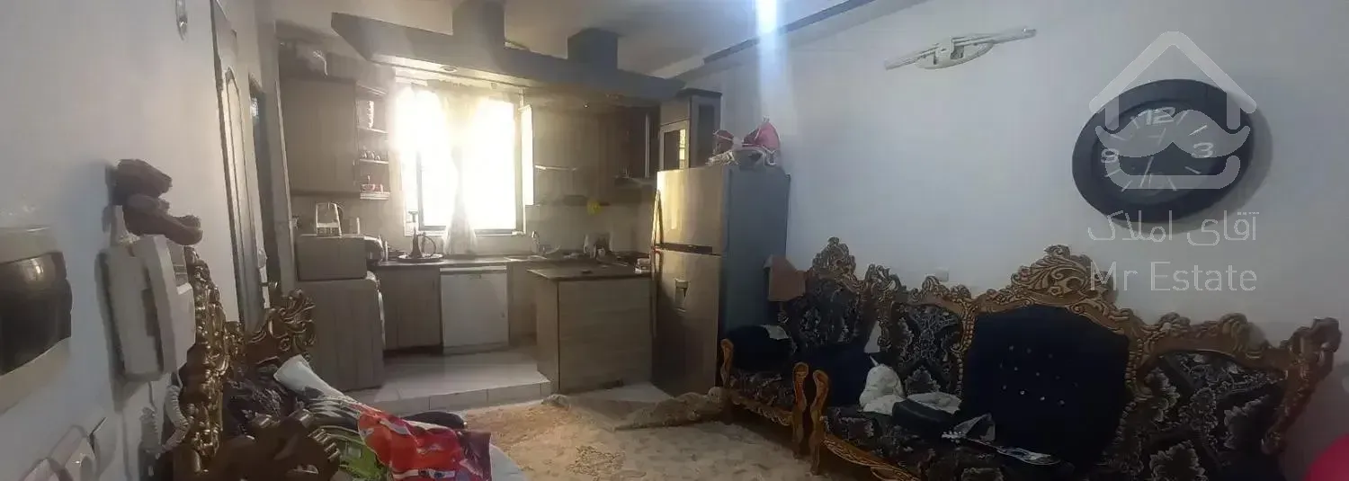 ۴۰ متری بدون پارکینگ