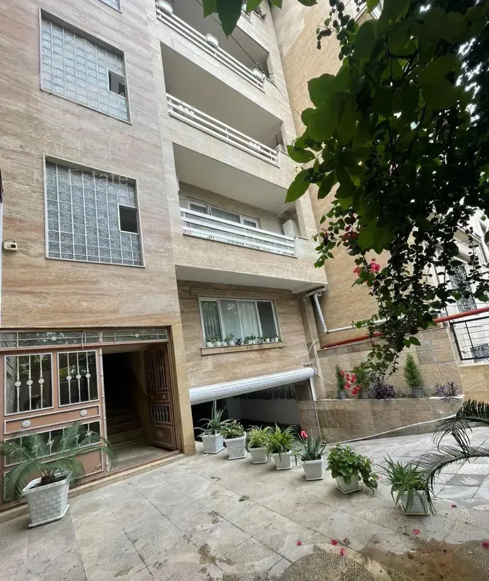 اپارتمان130متری 4/700میلیارد رادیودریا