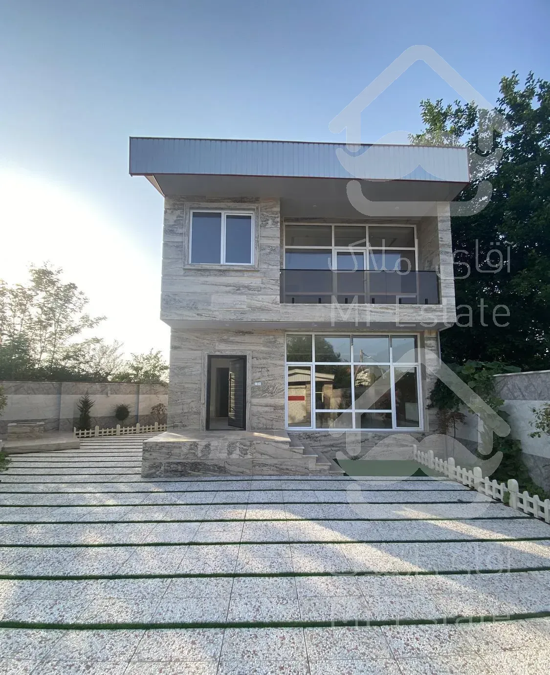 ویلا/دوبلکس/نما مدرن/سنددار/در نزدیکی دریا