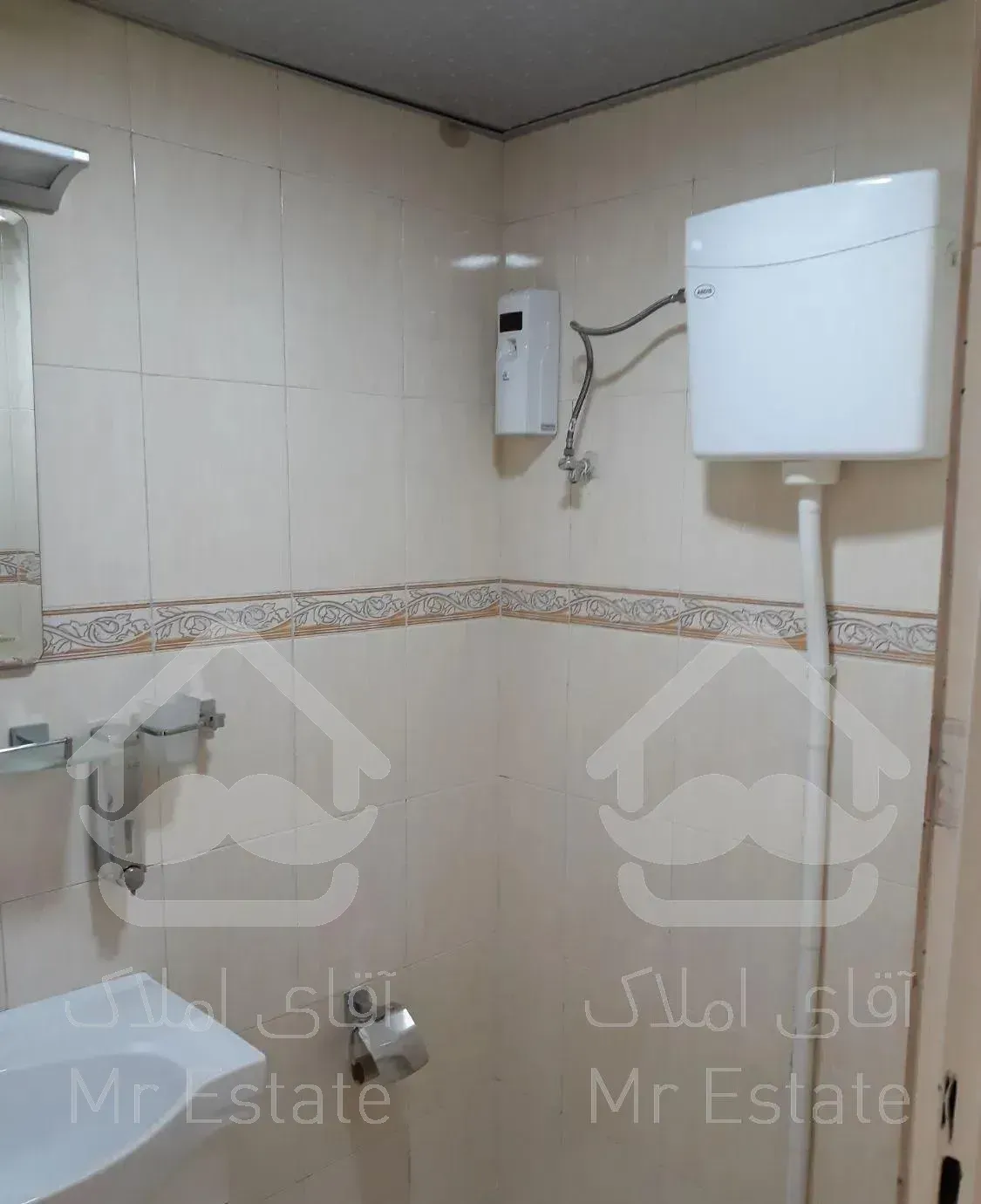 آپارتمان بام تهران ۱۳۰متری