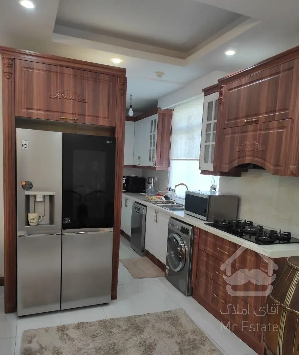 ۱۰۰ متر خیابان پلیس ادیبی