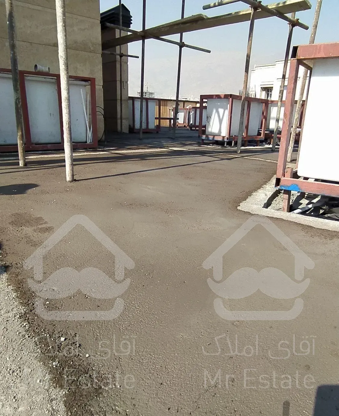 اجرای کفسازی اسکرید (پوکه) با دستگاه