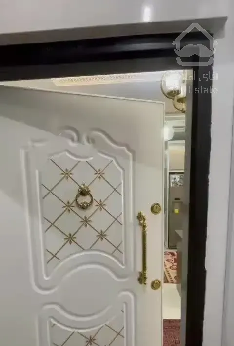 اپارتمان  تک واحدی جنوبی ۱۲۵  متری