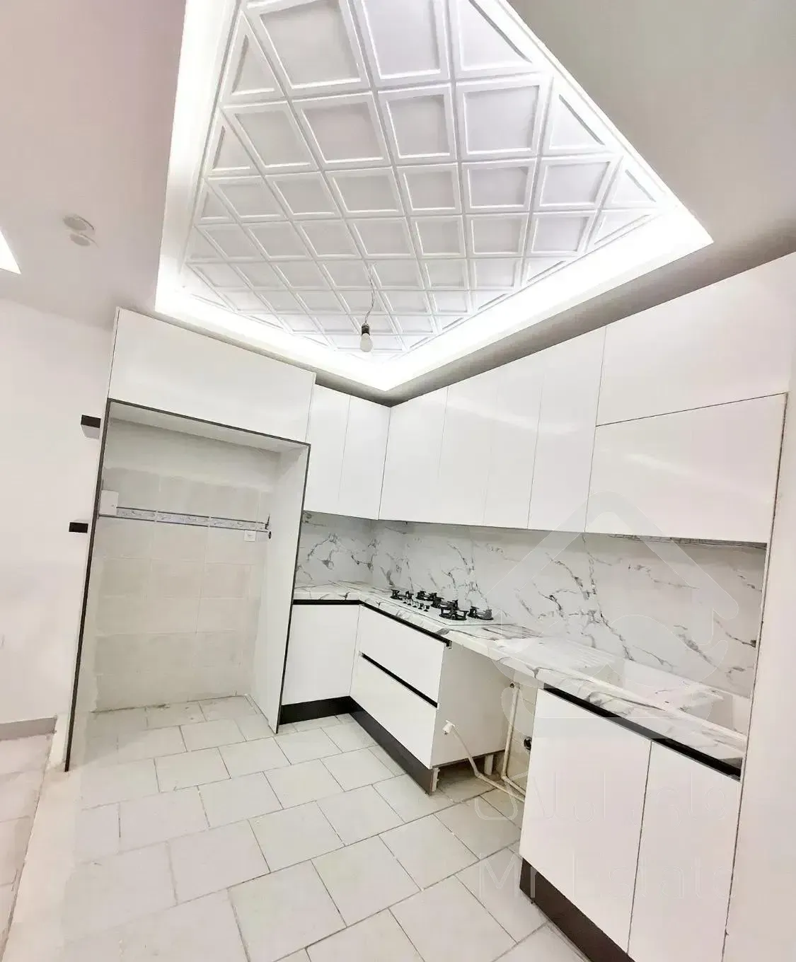 50متر/نوسازی شده/طبقه اول/مناسب عروس داماد/قائمیه