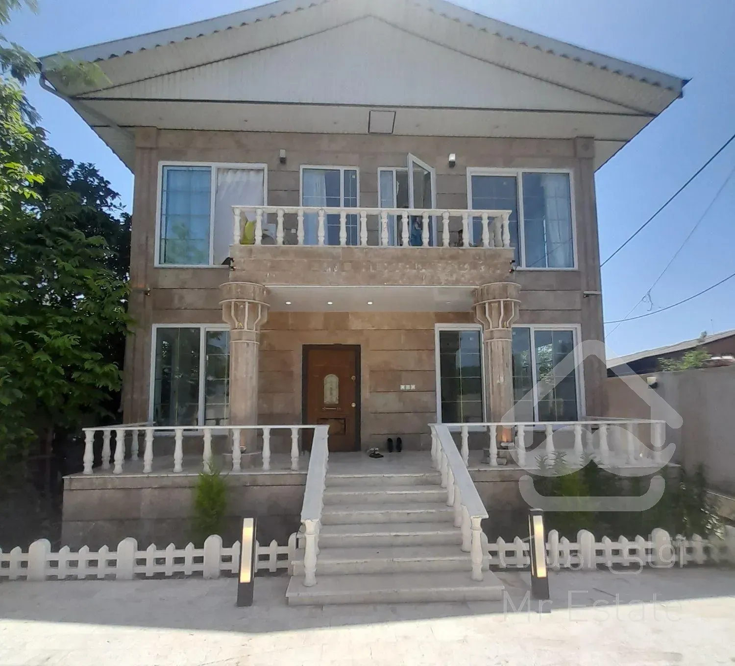 ویلا باغ (( ۳۰۰ )) متری در ماسوله با سند تک برگ