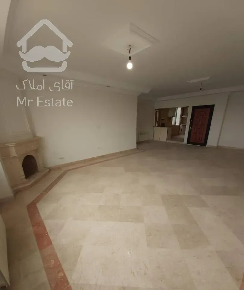 آپارتمان ۱۲۰ متری *طوقانی