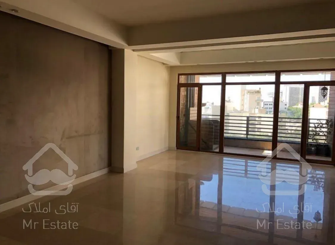 خرید آپارتمان 270 متری فرمانیه شرقی