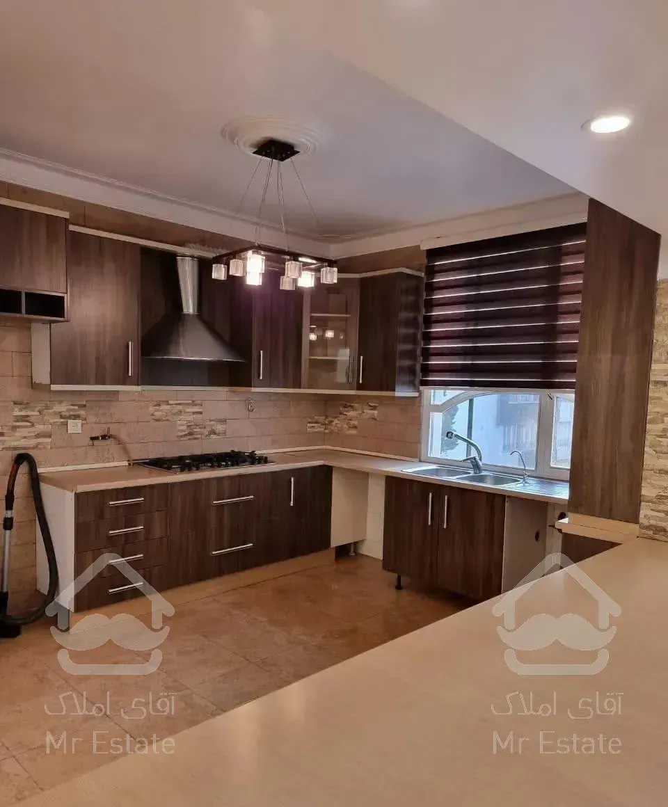 ۱۷۰ متر ۲ پارکینگ / ظفر