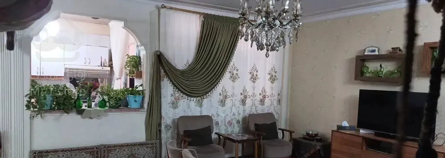 آپارتمان ۱۰۰ متری با پارکینگ، انباری و پاسیو-فوری