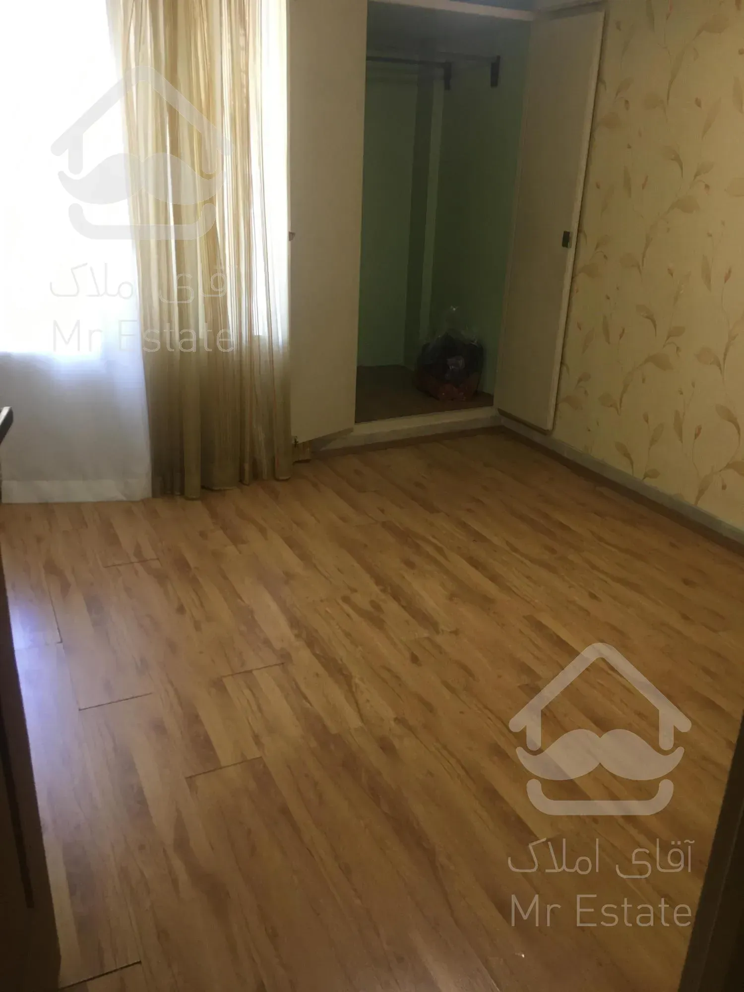 ۱۱۵ متر ۳ خوابه بهنام