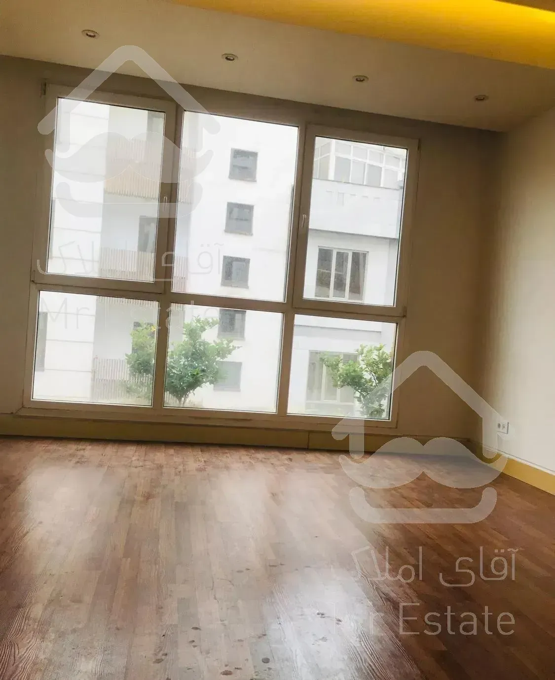 ۲۰۰متر ۳خواب *نوساز* قلهک شریعتی