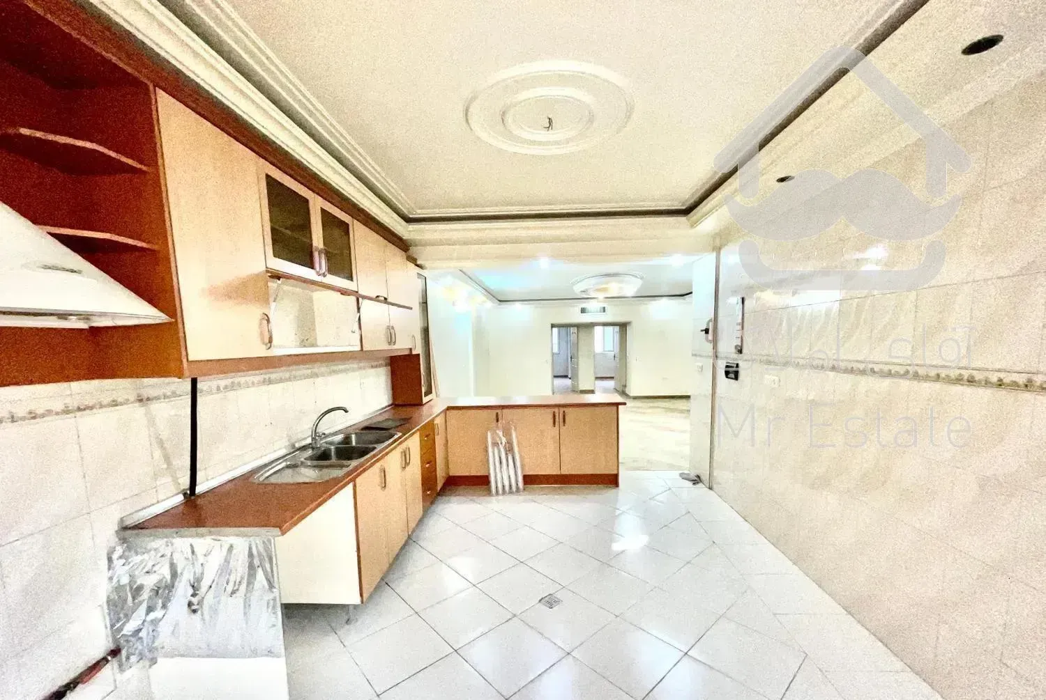 ۱۲۰متر ۲خوابه خوش نقشه  کوچه شرقی ها