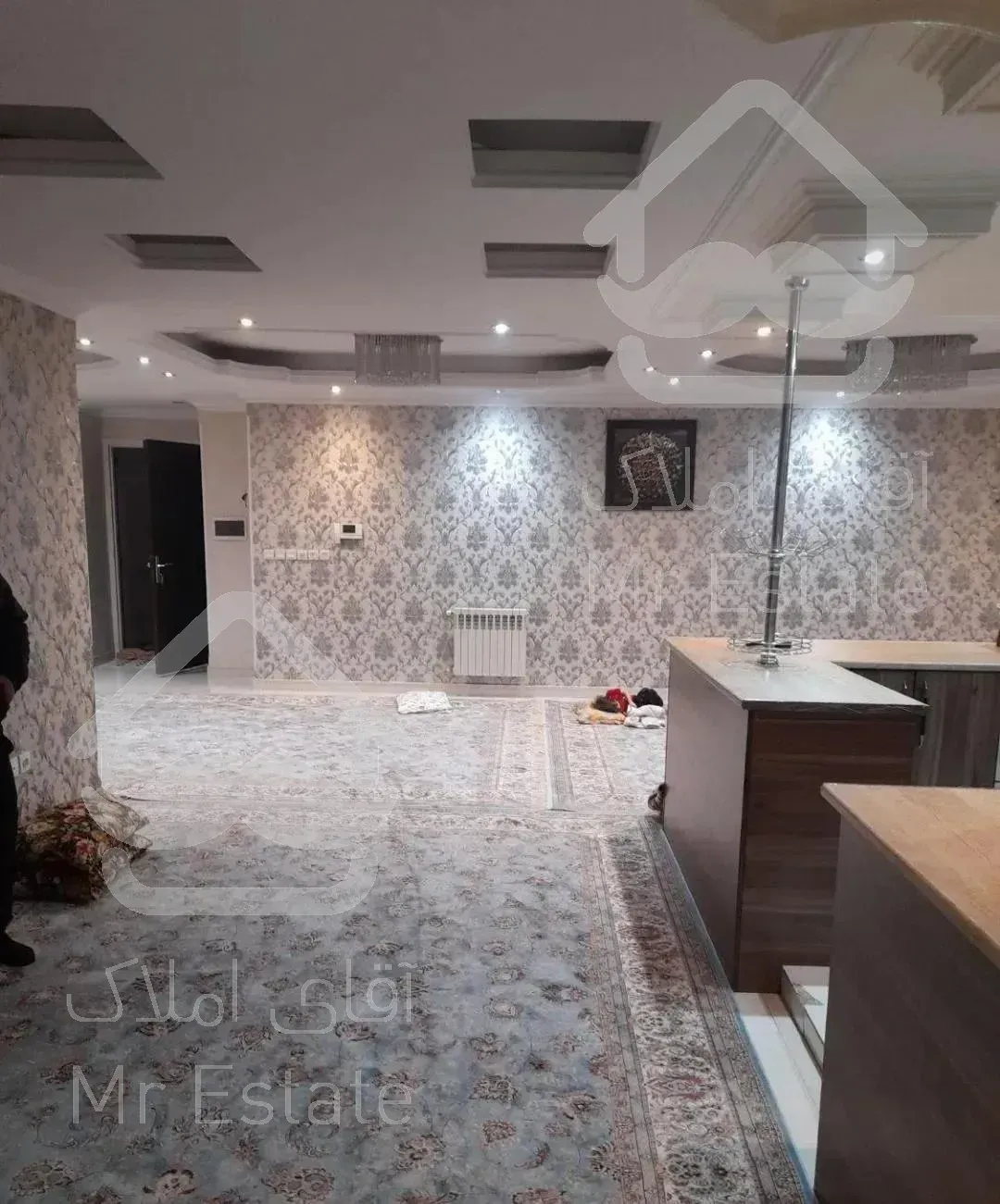 آپارتمان دو نبش خ فرصت شیرازی ۱۳۵ متر سه خواب