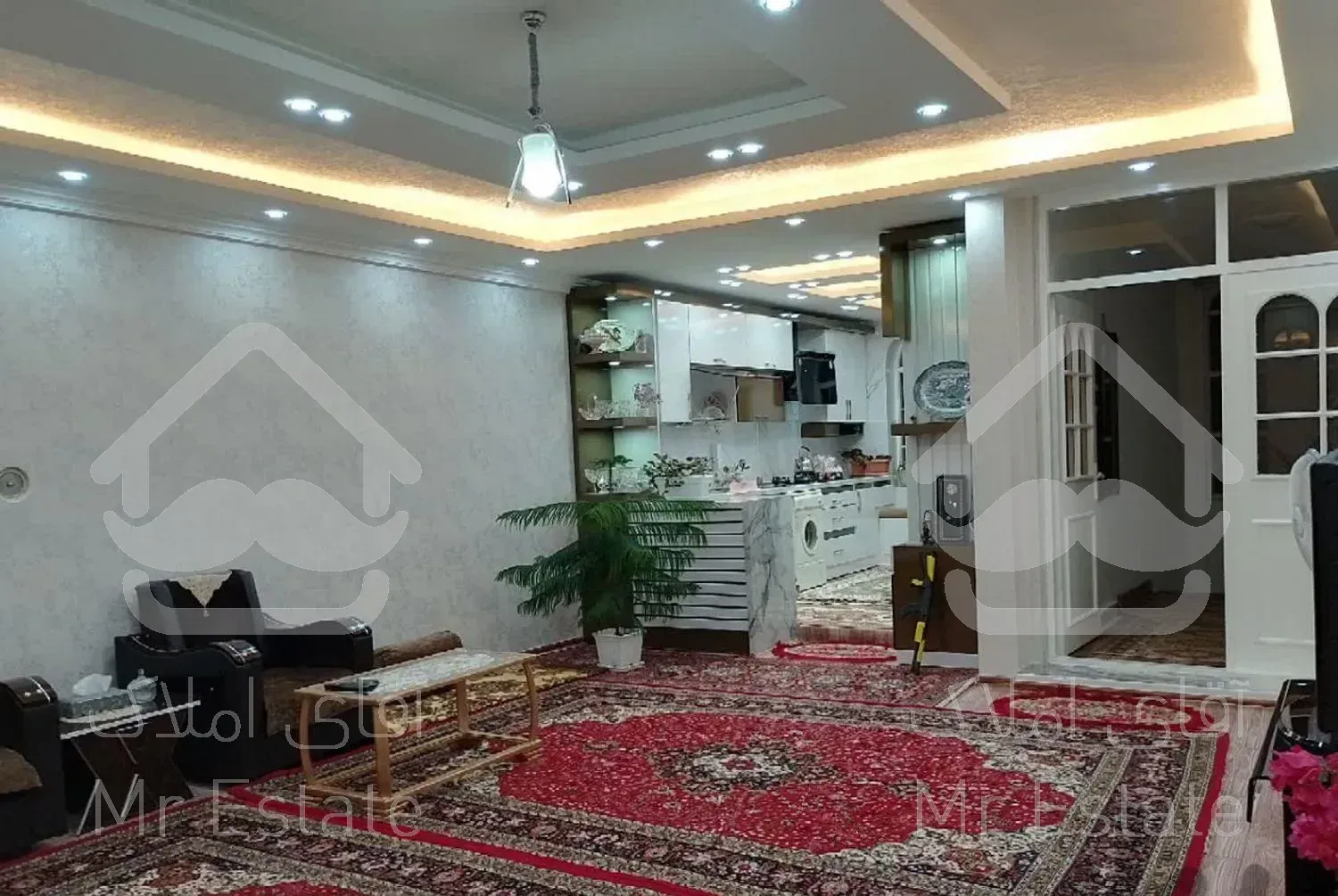 فروش منزل ویلایی دو سرویس در اول آپادانا