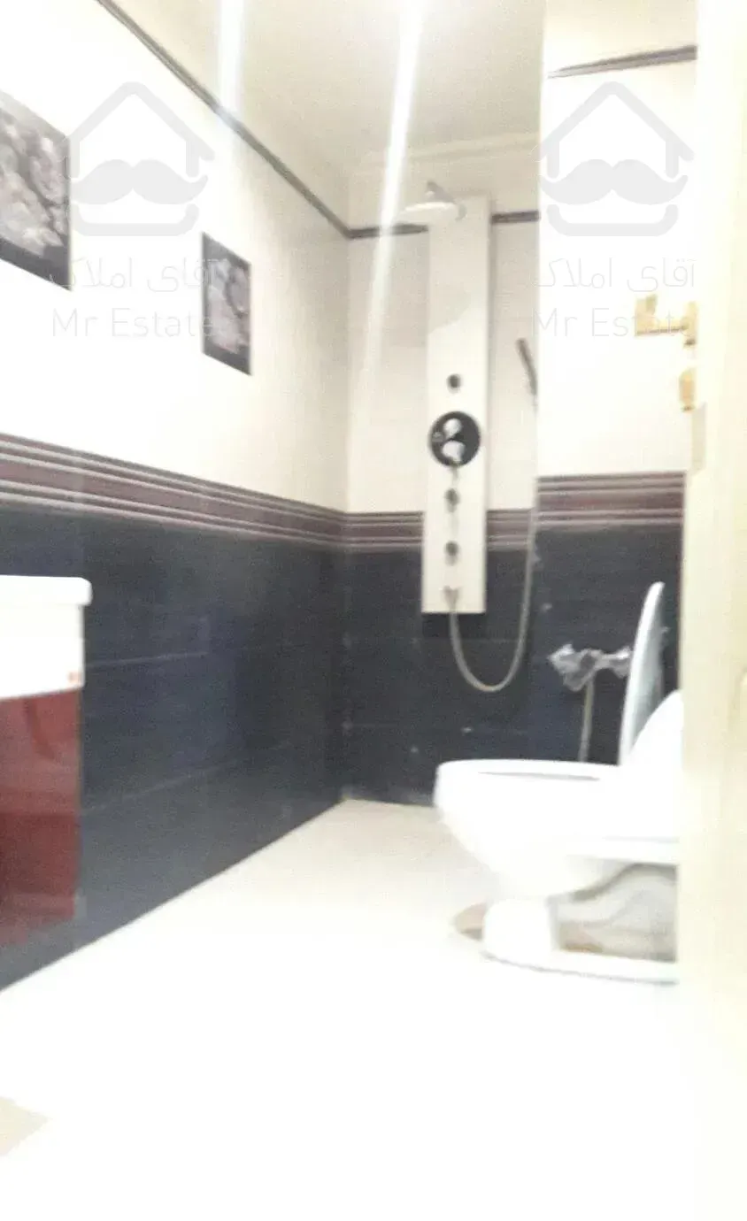 آپارتمان ۹۸ متری ۲ خوابه (حصاری)