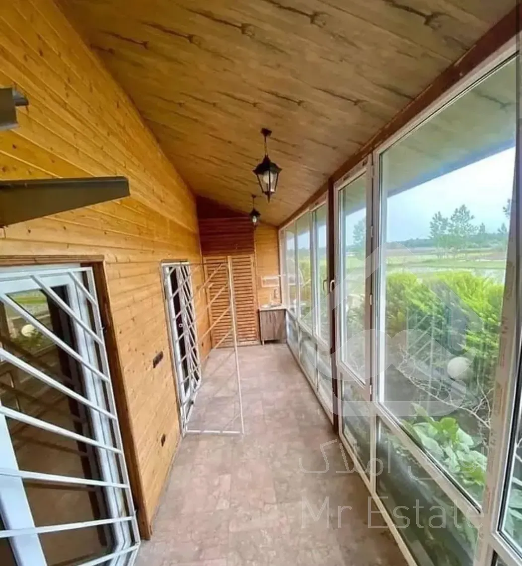 ویلا باغچه سرسبز شهرکی سند تک‌برگ