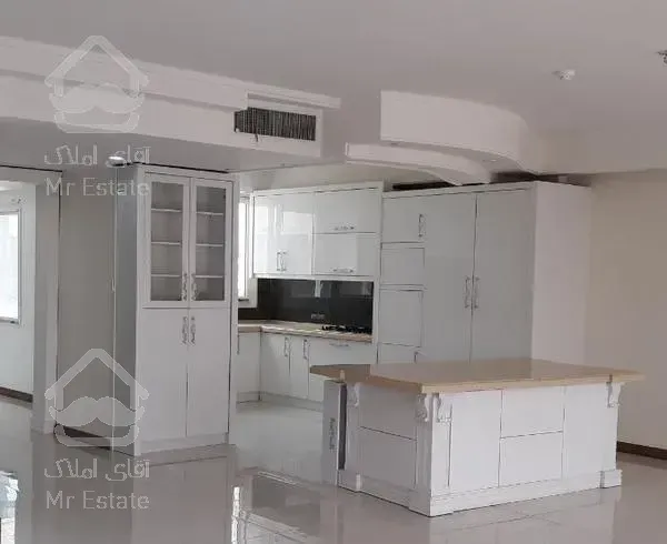 اجاره آپارتمان ۲۰۰متر کامرانیه شمالی (غرق در نور)