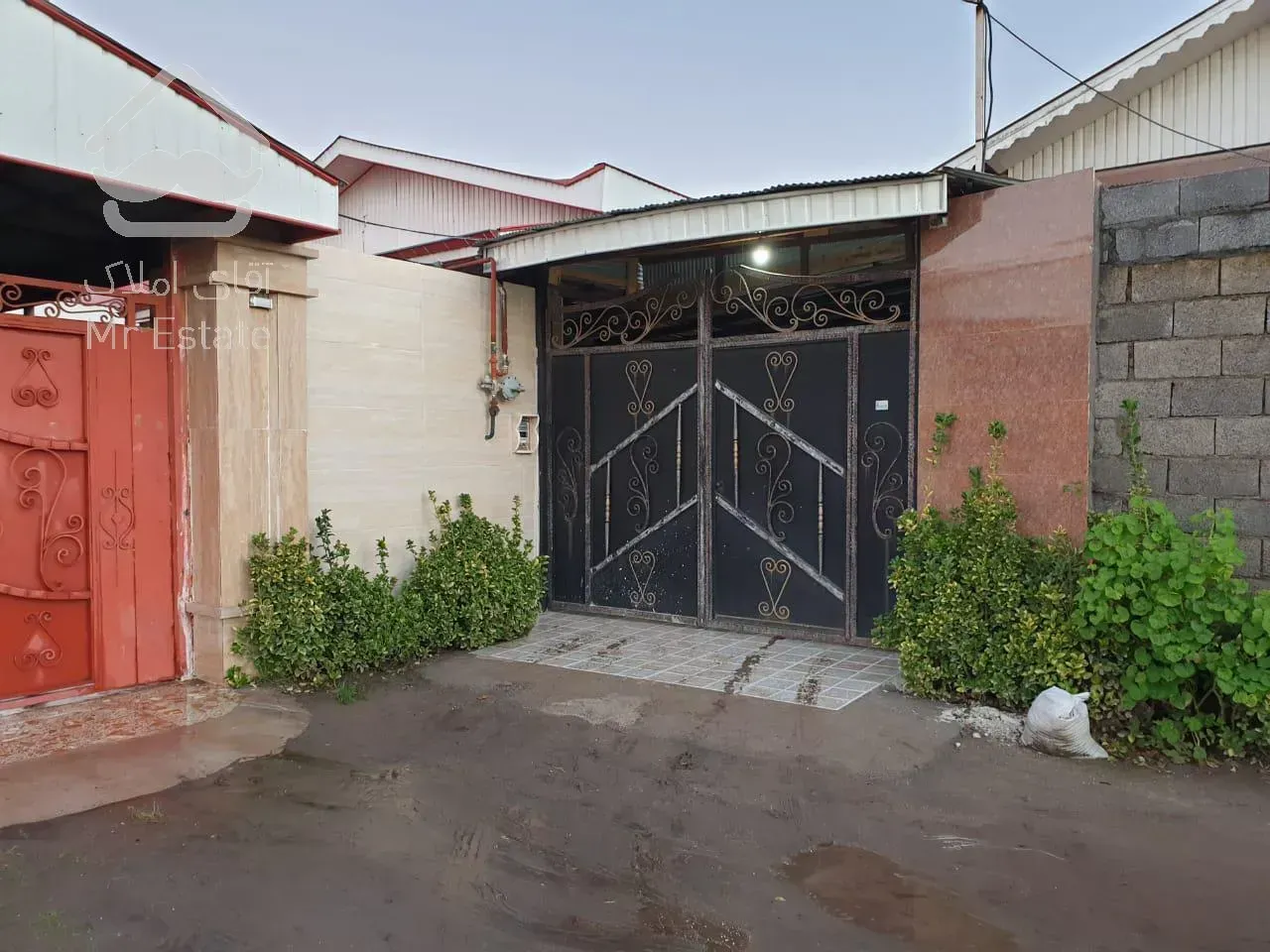 650 متر زمین مسکونی با مدارک کامل