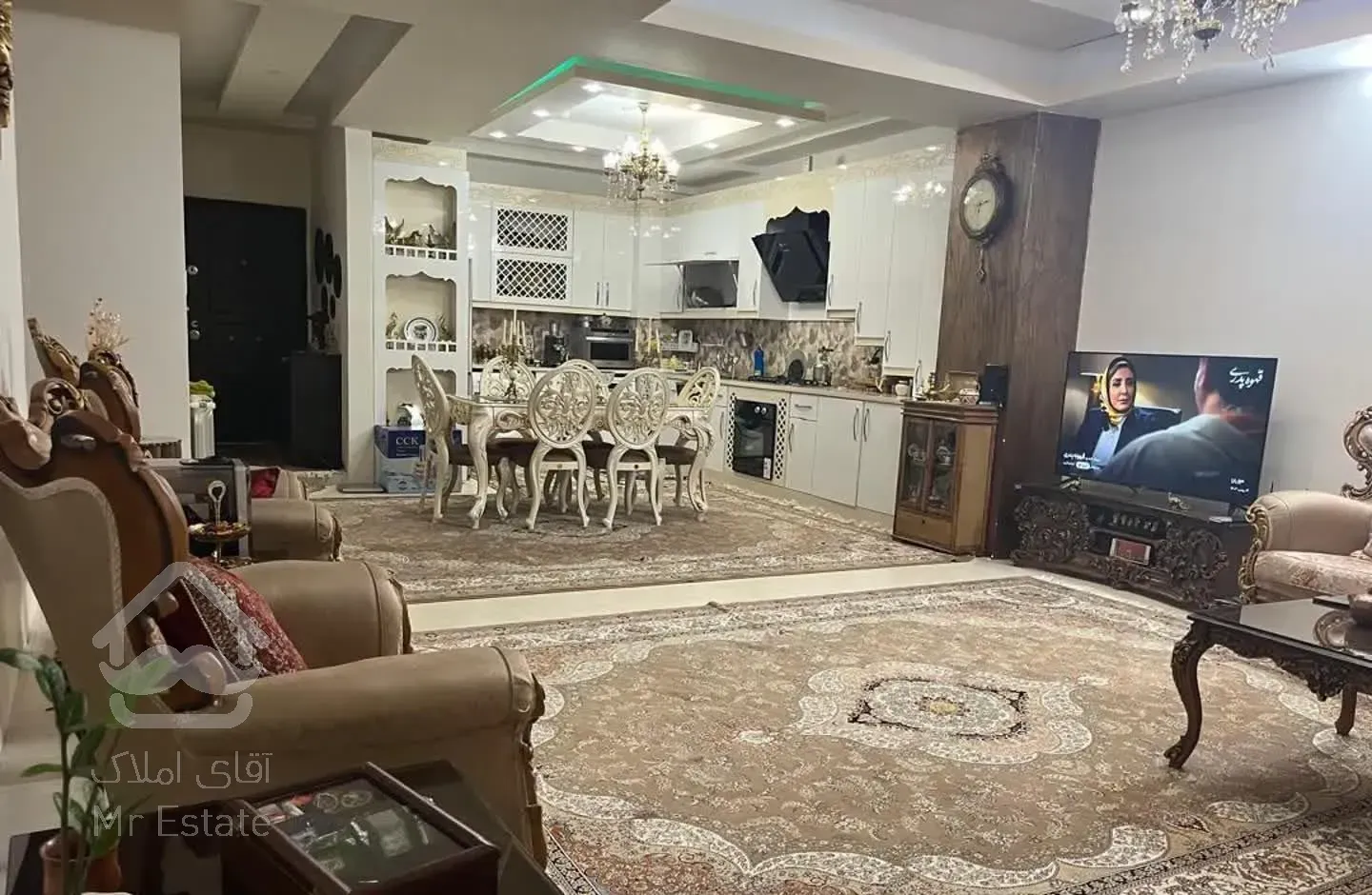 آپارتمان ۱۱۰ متری/فارابی