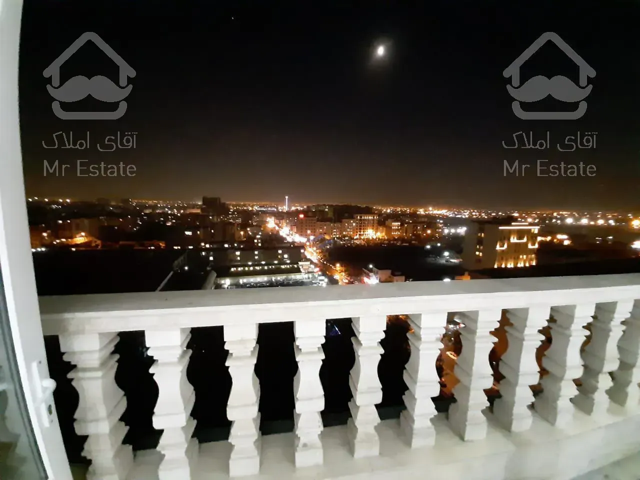 برج لوکس پاسداران