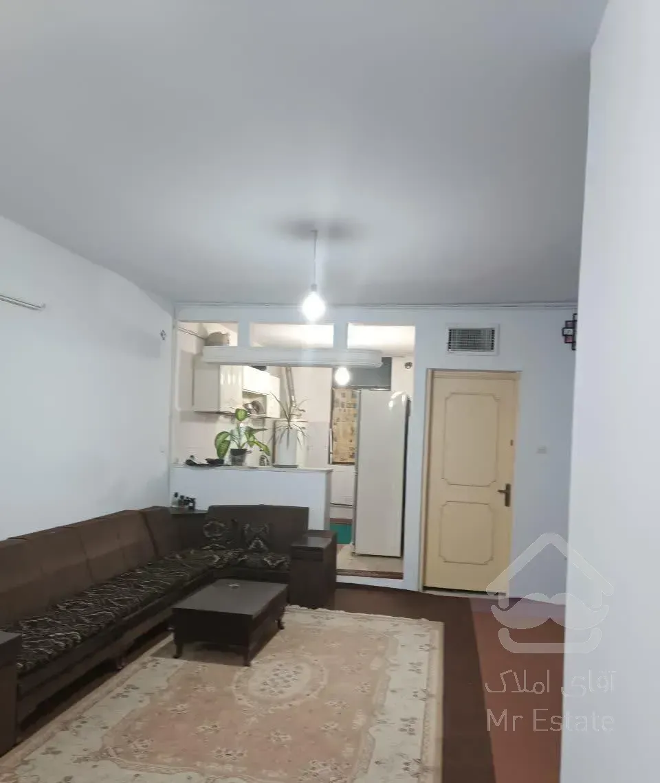 فروش آپارتمان ۲۲۰ متری ۳ خوابه ۳ طبقه