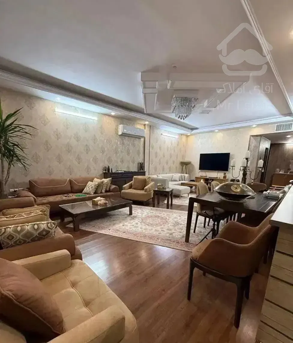 ۱۵۰ متری / سه خواب / آزادشهر