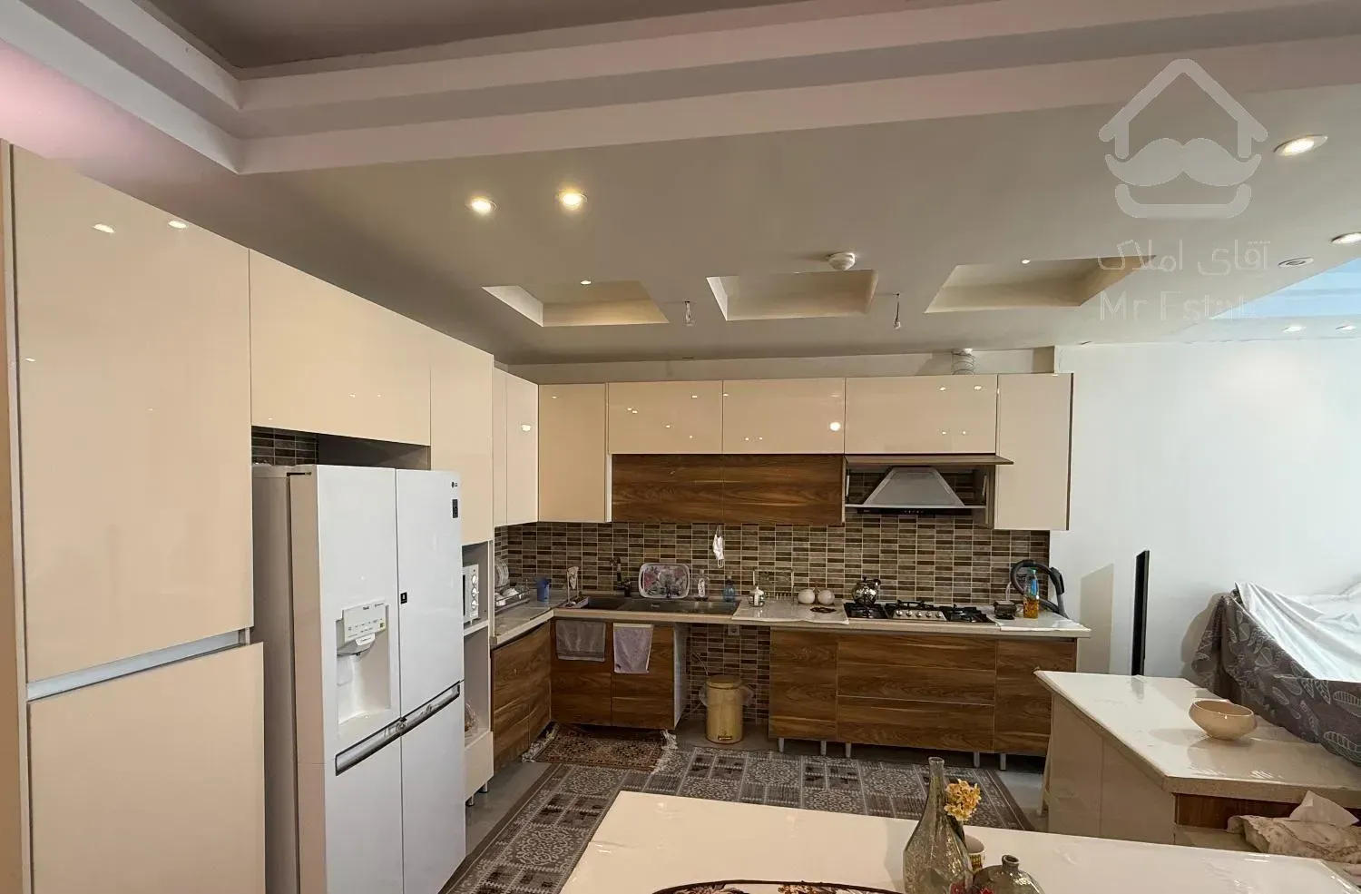 آپارتمان 150 متری 3 خواب نوساز،فول امکانات