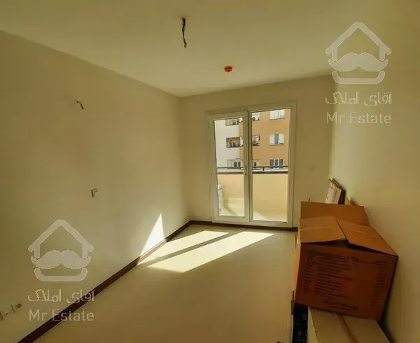 واحد ۹۱ متری طبقه ۱۳ دریاچه چیتگر