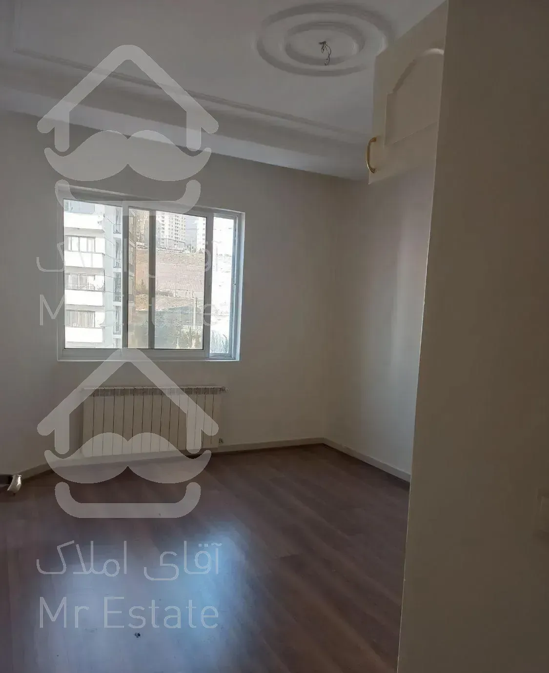 واحد۱۴۰متری ،تخلیه در سعادت آباد