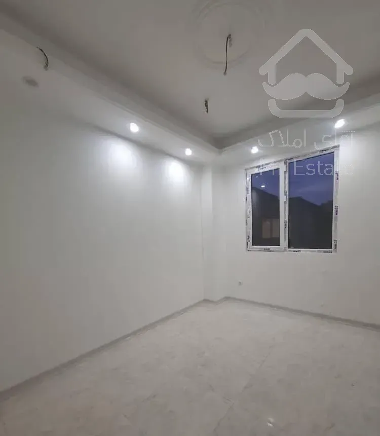 ۶۰ متری/نوساز/فول امکانات/راهپیما