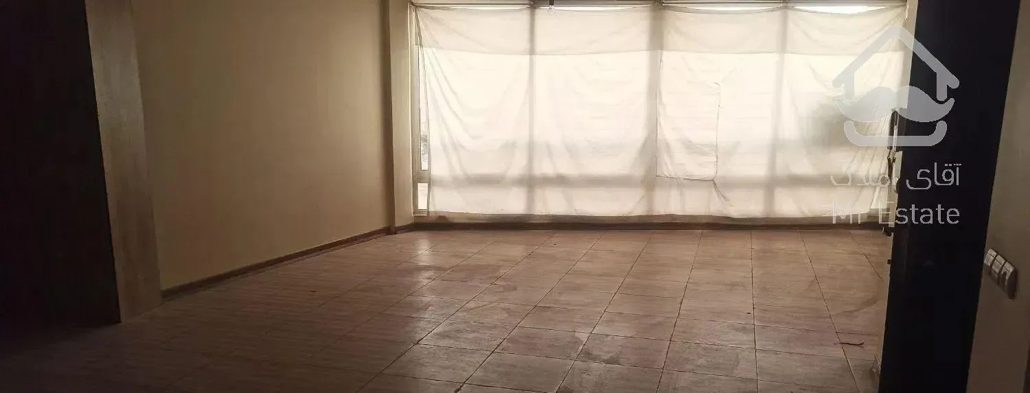 آپارتمان ۱۴۰ متری، ۳ خواب، ده ونک