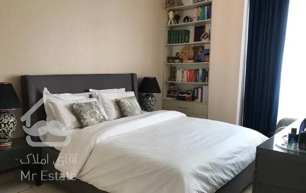 60 متر/شهرک نفت/ رو به آفتاب/ شخصی