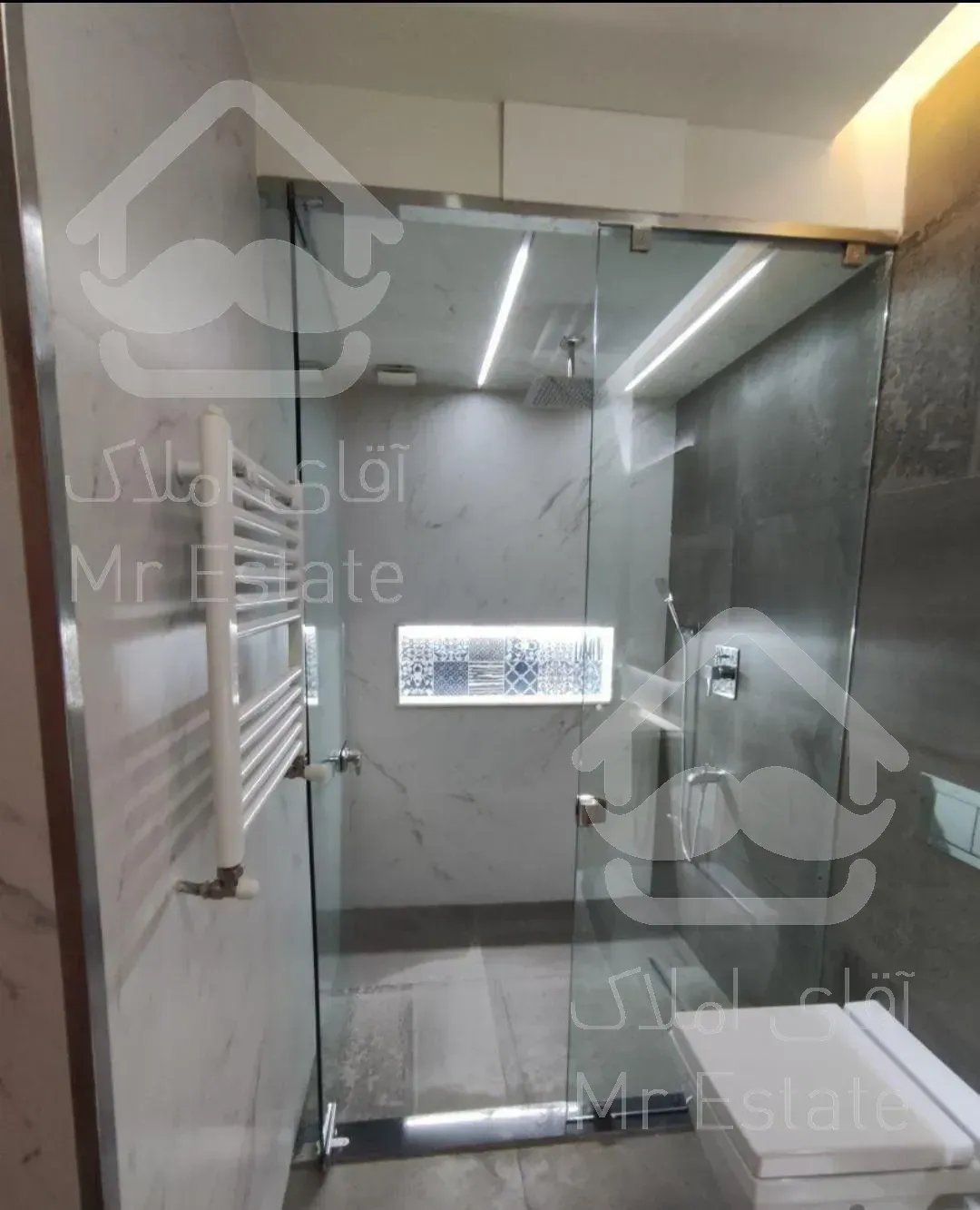 خرید و فروش ۱۰۶متر ۵ساله سالن پرده خور