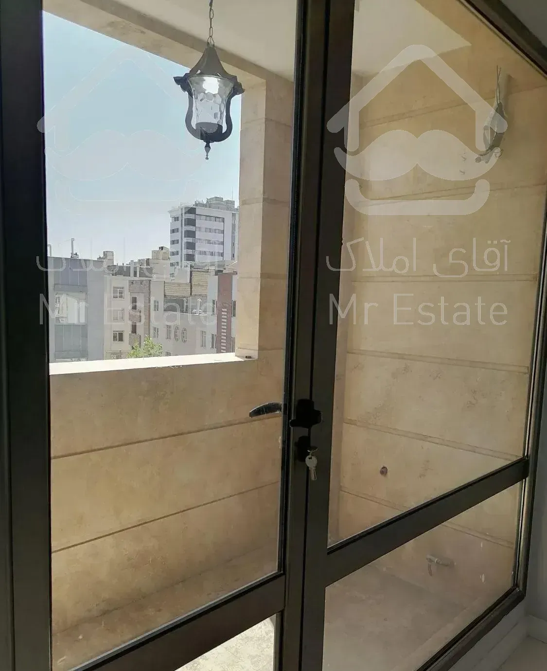 ۱۲۵ متر اوایل صیاد شیرازی، تکواحدی  طبقه