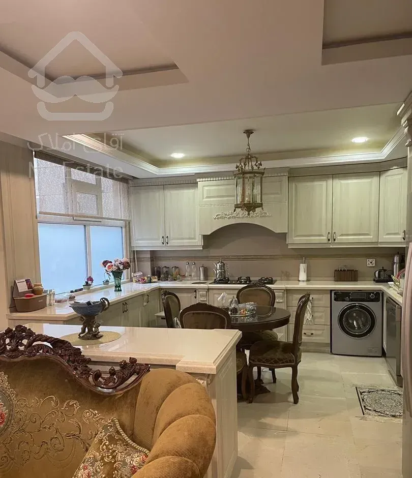 پاسداران ۱۶۳ متر ۳خ ۲پارکینگ سندی تک واحدی