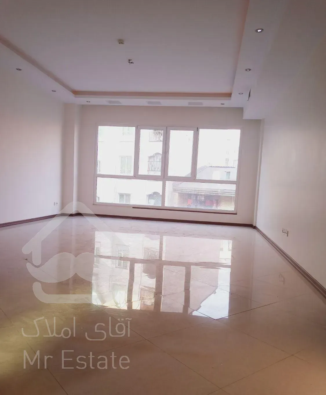 آپارتمان ۹۶ متر دو خواب حکمت