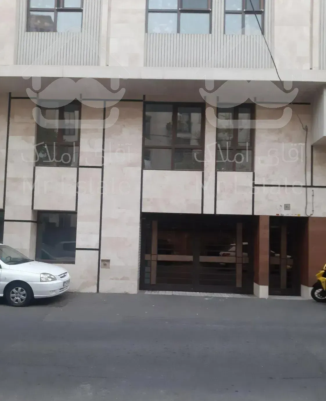 سیدخندان دبستان ۱۰۷متر دو خواب فول امکانات